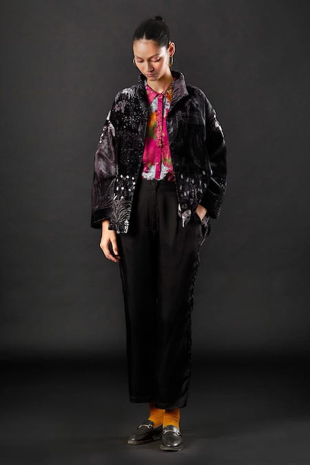 Yavi Ciara Embroidered Jacket 