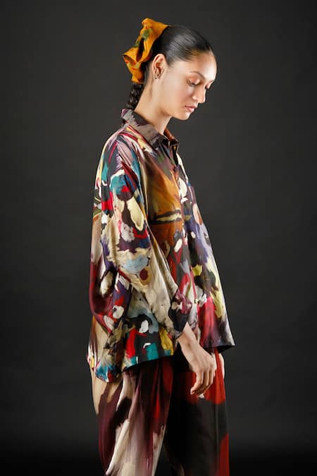 Shop Yavi Multi Color 100% Silk Strokes Spread Collar Mei Shirt Online at Aza Fashions Shop_Yavi_Multi Color 100% Silk Strokes Spread Collar Mei Shirt _Online_at_Aza_Fashions