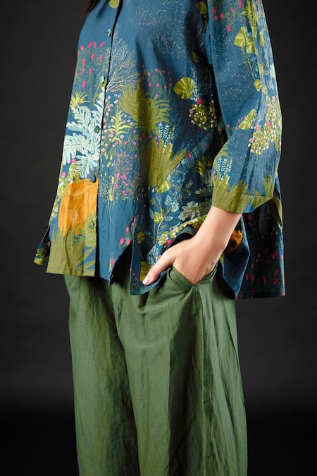 Shop Yavi Blue 100% Cotton Floral Print Spread Collar Heather Shirt Online at Aza Fashions Shop_Yavi_Blue 100% Cotton Floral Print Spread Collar Heather Shirt _Online_at_Aza_Fashions