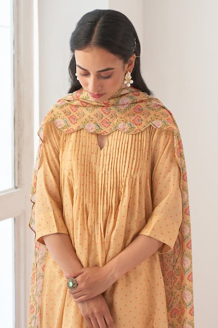Negra Elegante Yellow Chanderi, Cotton Silk Digital Print, Mirror Work V Neck Peony Kurta Set at Aza Fashions Negra Elegante_Yellow Chanderi, Cotton Silk Digital Print, Mirror Work V Neck Peony Kurta Set _at_Aza_Fashions