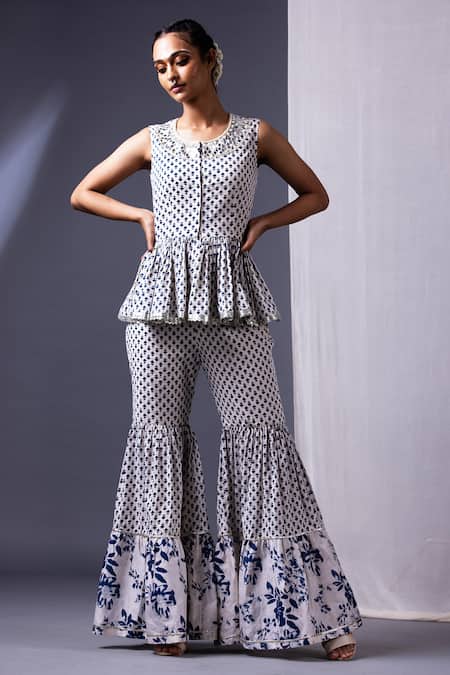 W Sharara : Buy W Coral Glitter Printed Sharara Pants Online | Nykaa Fashion