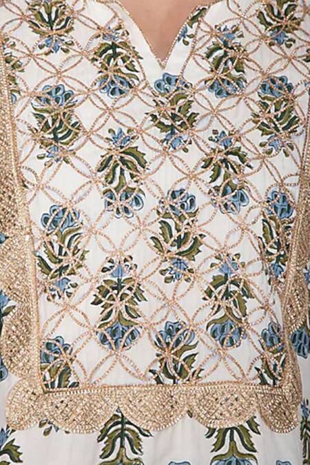 Shop Yuvraani Jaipur White Muslin, Shantoon V Neck Block Print Kurta Sharara Set Online at Aza Fashions Shop_Yuvraani Jaipur_White Muslin, Shantoon V Neck Block Print Kurta Sharara Set _Online_at_Aza_Fashions