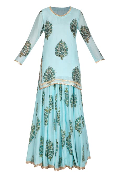 YUVRAANI JAIPUR_Blue Muslin, Shantoon V Neck Block Print Kurta And Skirt Set _Online_at_Aza_Fashions