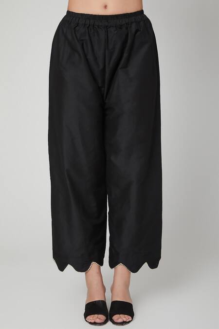 Shop Yuvraani Jaipur White Organza, Muslin, Cotton Silk Round Block Print Kurta Set Online at Aza Fashions Shop_Yuvraani Jaipur_White Organza, Muslin, Cotton Silk Round Block Print Kurta Set _Online_at_Aza_Fashions