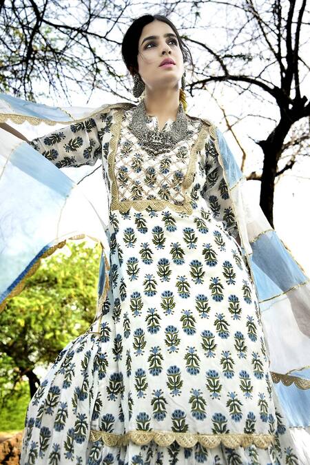 Shop Yuvraani Jaipur White Crepe, Muslin, Shantoon Round Block Print Kurta Sharara Set Online at Aza Fashions Shop_Yuvraani Jaipur_White Crepe, Muslin, Shantoon Round Block Print Kurta Sharara Set _Online_at_Aza_Fashions