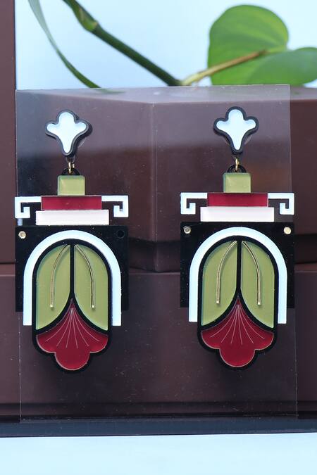 The YV Brand By Yashvi Vanani Green The Ancient Tulip Dangler Earrings at Aza Fashions The YV Brand By Yashvi Vanani_Green The Ancient Tulip Dangler Earrings_at_Aza_Fashions