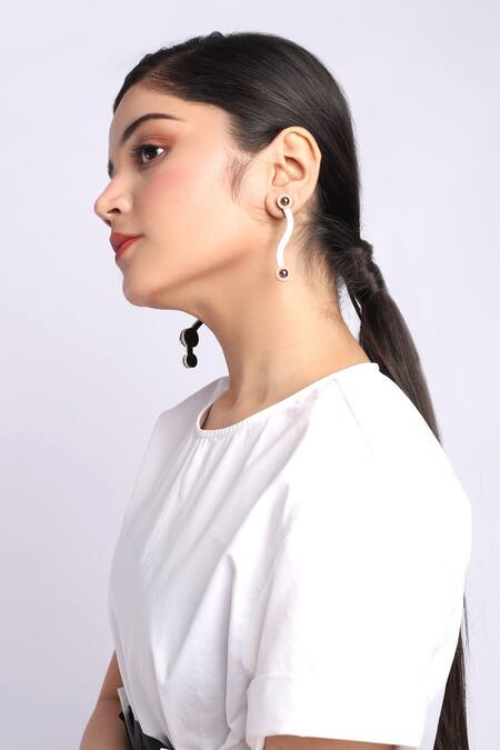 The YV Brand By Yashvi Vanani_Peach Stone Serpente Dangler Earrings_Online_at_Aza_Fashions
