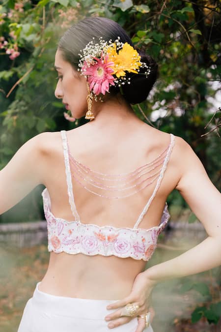 Shop Tarini Vij White Georgette And Net Cutdana & Sequin, Thread Square Embroidered Lehenga Set at Aza Fashions Shop_Tarini Vij_White Georgette And Net Cutdana & Sequin, Thread Square Embroidered Lehenga Set _at_Aza_Fashions