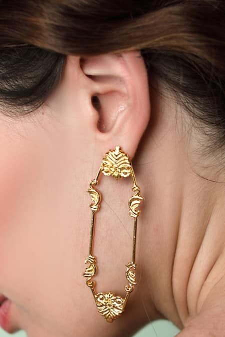 Buy_Zohra_Gold Plated Floral Earrings _Online_at_Aza_Fashions