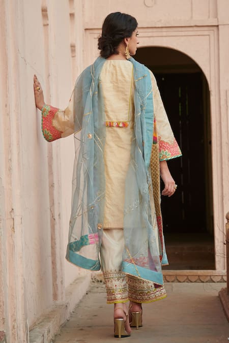 Rajiramniq Tissue Silk Kurta Set 