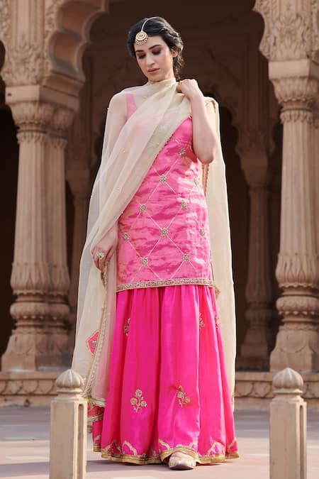 Rajiramniq Tissue Silk Kurta Set 