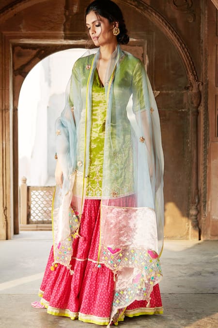 Shop Rajiramniq Red Tissue Silk Embroidery V Neck Kurta Set at Aza Fashions Shop_Rajiramniq_Red Tissue Silk Embroidery V Neck Kurta Set _at_Aza_Fashions