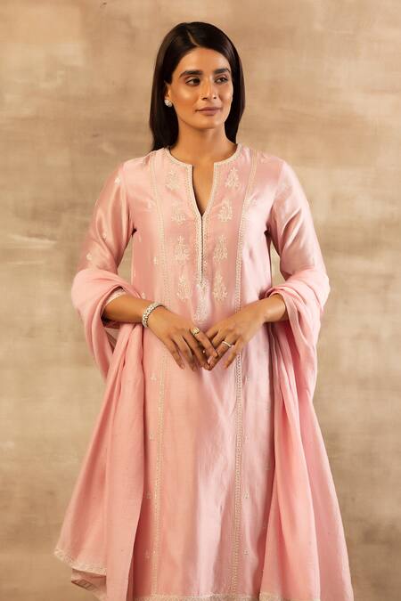 Sana Barreja Pink Chanderi Silk Round Kurta Set Online at Aza Fashions Sana Barreja_Pink Chanderi Silk Round Kurta Set _Online_at_Aza_Fashions