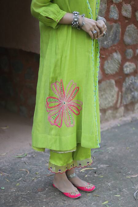 Buy_Rajiramniq_Green Handwoven Chanderi Kurta Set With Jacket_Online_at_Aza_Fashions