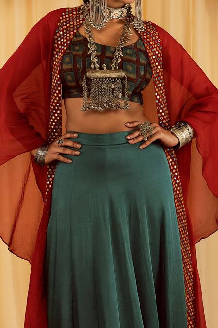 Zariya The Label Green Modal Satin Vanaspati Print And Mirror Round Work Cape Lehenga Set Online at Aza Fashions Zariya The Label_Green Modal Satin Vanaspati Print And Mirror Round Work Cape Lehenga Set _Online_at_Aza_Fashions