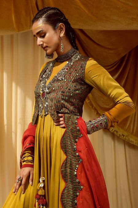 Buy Zariya The Label Yellow Modal Satin Floral Print And Mirror Work Round Waistcoat & Anarkali Set Online at Aza Fashions Buy_Zariya The Label_Yellow Modal Satin Floral Print And Mirror Work Round Waistcoat & Anarkali Set _Online_at_Aza_Fashions