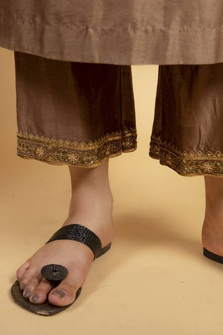 Ikshita Choudhary_Brown Chanderi Silk Embroidered Sequins Round Kurta And Pant Set_at_Aza_Fashions