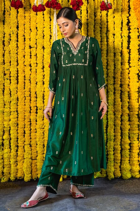 Shop Label Niti Bothra Green Cupro V Neck Embroidered Kurta Palazzo Set at Aza Fashions Shop_Label Niti Bothra_Green Cupro V Neck Embroidered Kurta Palazzo Set _at_Aza_Fashions