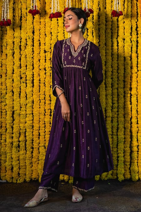 Label Niti Bothra Embroidered Kurta Palazzo Set 