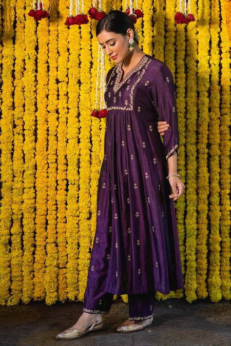 Label Niti Bothra Embroidered Kurta Palazzo Set 