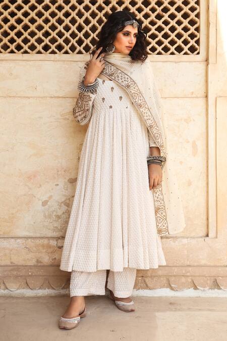 Gulabo Jaipur_White Cotton Kasab, Dabka Work, Zardozi Scoop Zohra Embroidered Anarkali Set _Online_at_Aza_Fashions