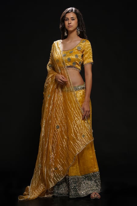 ADITYA SIKAND Yellow 40% Cotton Embroidery Floral Round Top Palazzo Set 