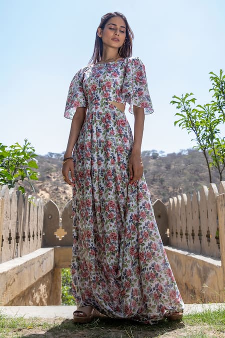 AVANI FLORAL PRINT DRESS - Buy Designer Ethnic Wear for Women Online in  India - Idaho Clothing
