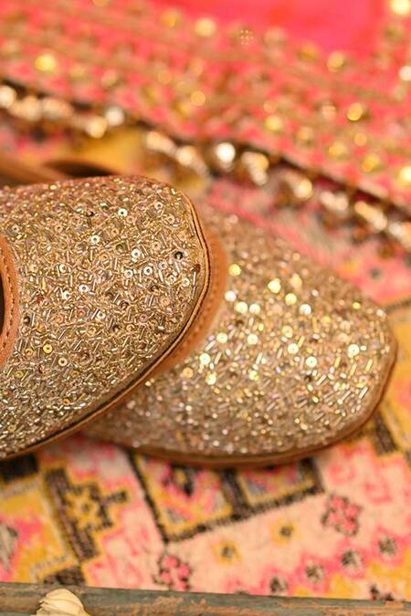 Buy Coral Haze Gold Zuri Glass Bead Embroidered Juttis Online at Aza Fashions Buy_Coral Haze_Gold Zuri Glass Bead Embroidered Juttis_Online_at_Aza_Fashions