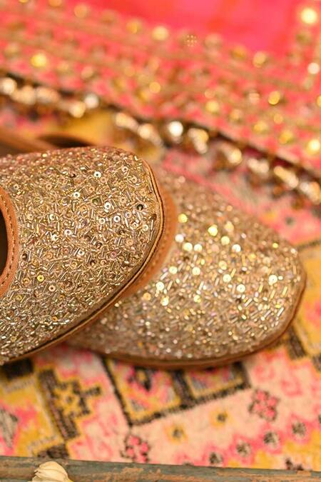 Buy_Coral Haze_Gold Sequin And Bead Work Zuri Embroidered Juttis _Online_at_Aza_Fashions