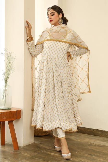 Gulabo Jaipur White Chiffon, Georgette Gota , Thread Zuri Embroidered Anarkali Set 