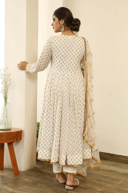 Shop Gulabo Jaipur White Chiffon, Georgette Gota , Thread Zuri Embroidered Anarkali Set at Aza Fashions Shop_Gulabo Jaipur_White Chiffon, Georgette Gota , Thread Zuri Embroidered Anarkali Set _at_Aza_Fashions