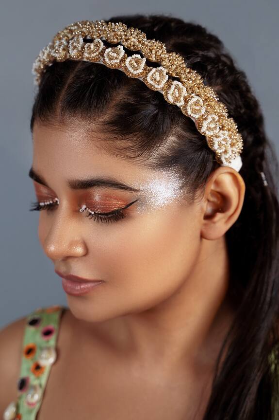 Kanyaadhan by DhirajAayushi Bead Embellished Hairband