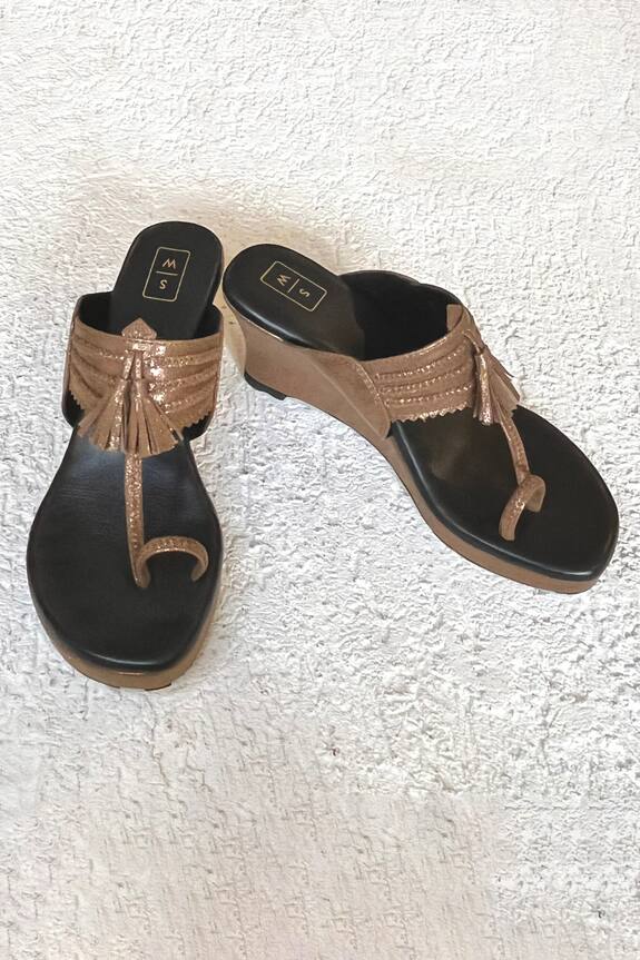 Sandalwali Priyanka Shimmer Antique Wedges