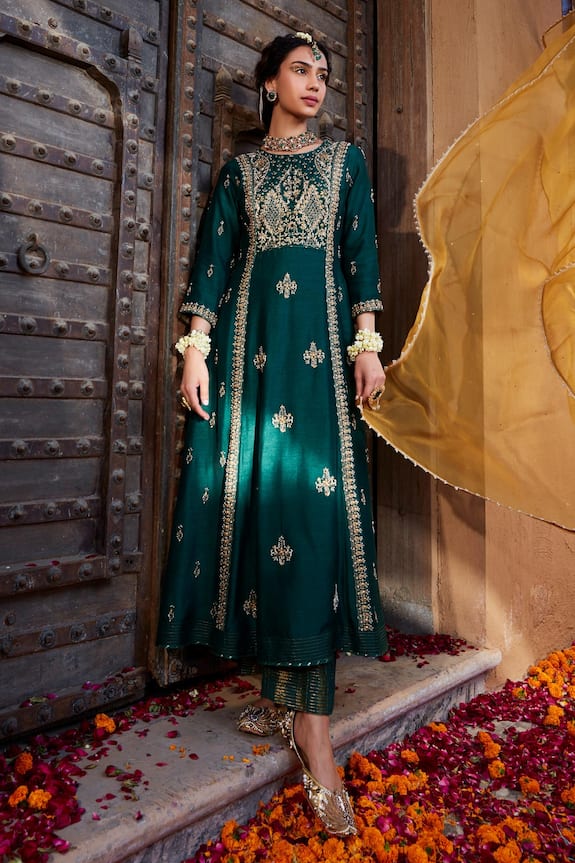 Kritika Dawar A-Line Silk Embroidered Kurta Palazzo Set