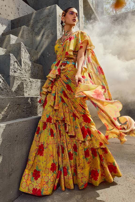 Awigna Mezar Floral Print Pre-Draped Saree With Blouse