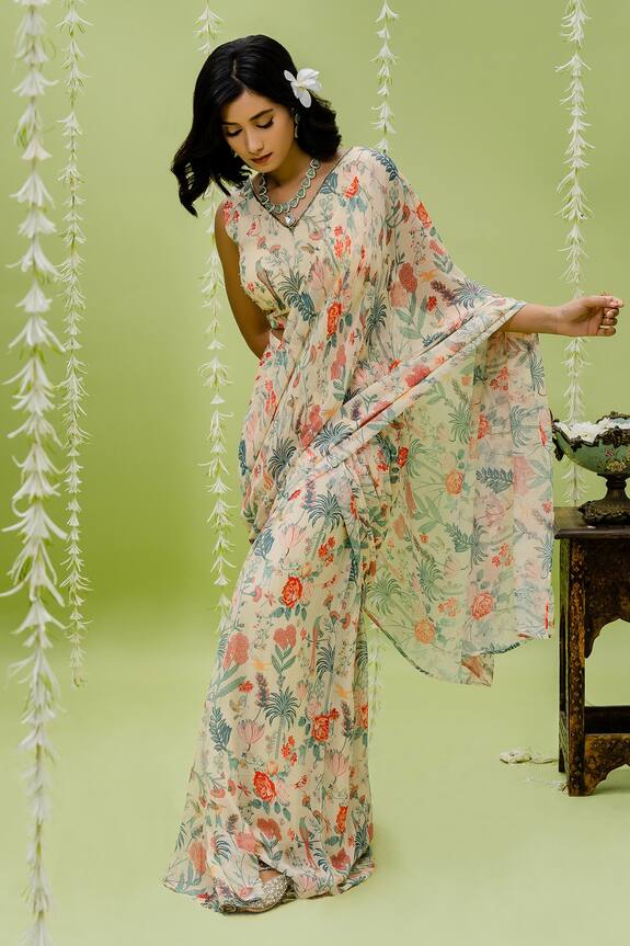 Redpine Designs Pre-Draped Saree With Blouse