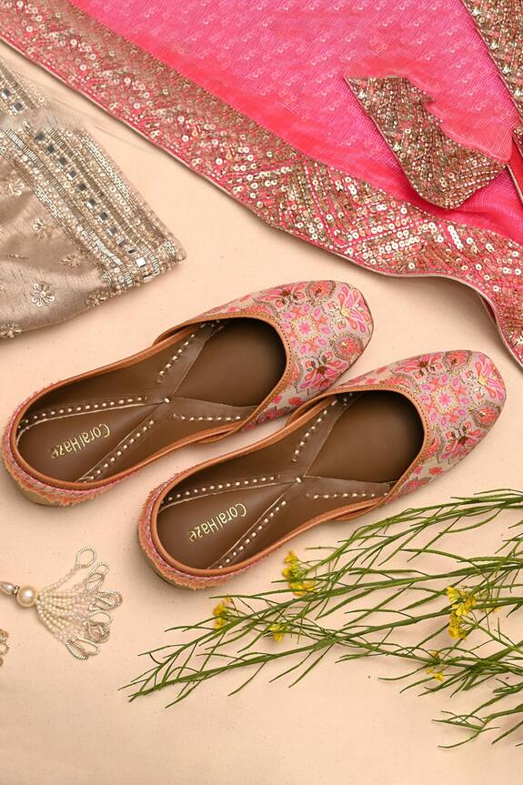 Coral Haze Erica Embroidered Juttis