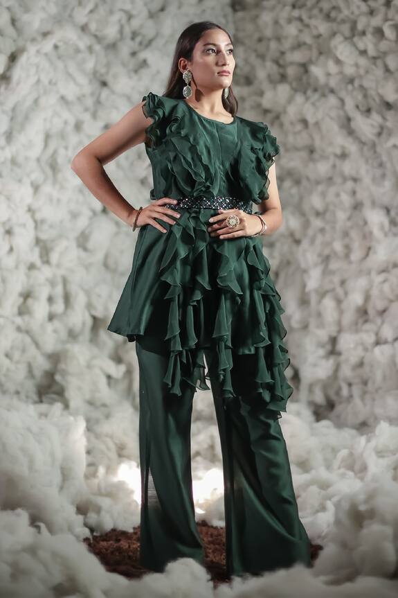 Negra Elegante Ruffle Top & Pant Set