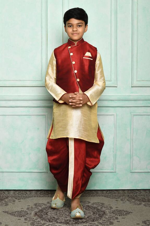Adara Khan Solid Sleeveless Overlap Bundi
