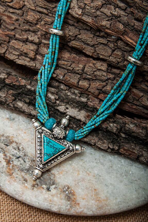 Neeta Boochra Turquoise Beaded Pendant Necklace