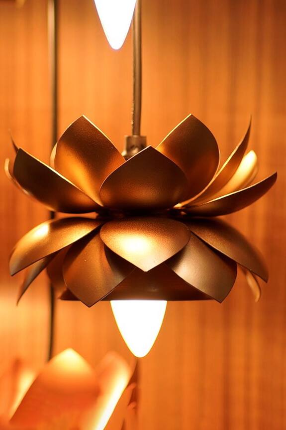 COURTYARD Sarover Hanging Lamp - Single Pc