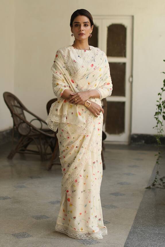 Begum Pret Gule Aftab Floral Print Saree With Blouse