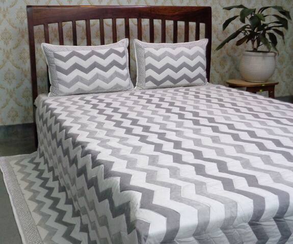 CocoBee Zigzag Hand Block Print Bedcover Set