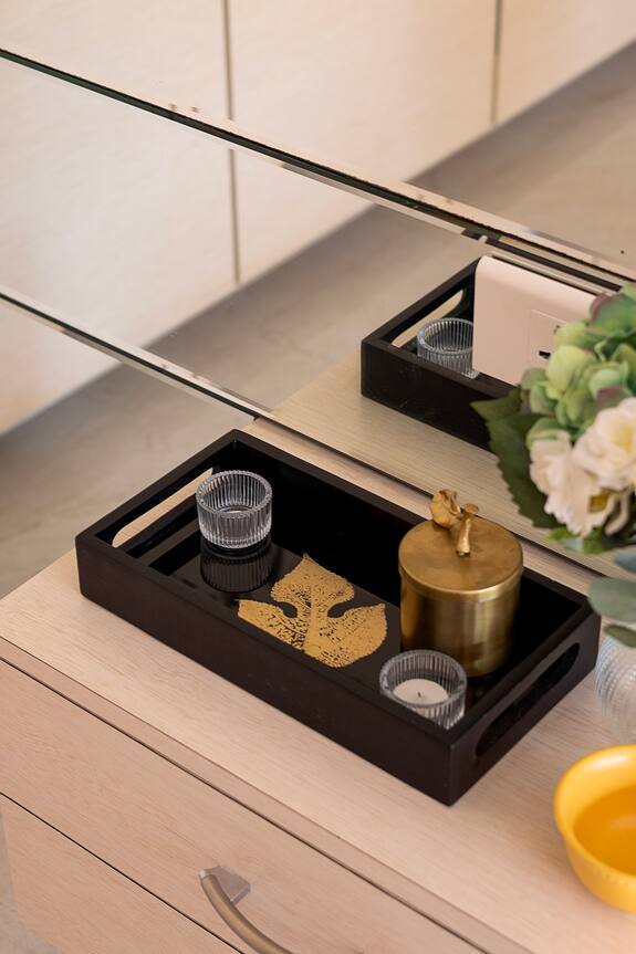 H2H Raven Glass Tray - Set of 2