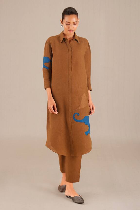 AMPM Linen Placement Elephant Embroidered Kurta With Pant