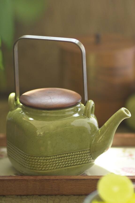 COURTYARD Amiya Tea Pot