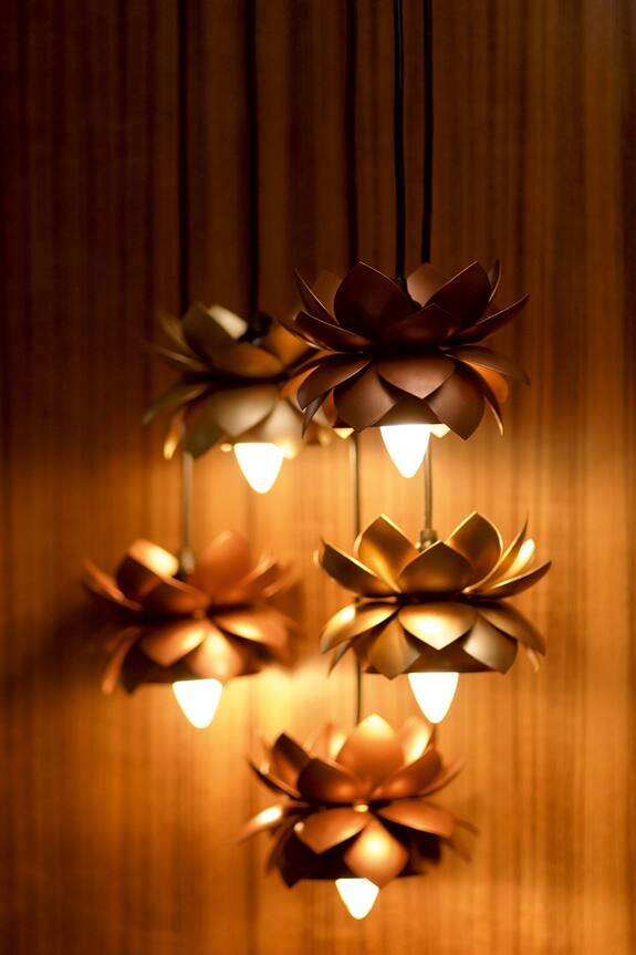 COURTYARD Sarover Hanging Copper Lamp - Single Pc