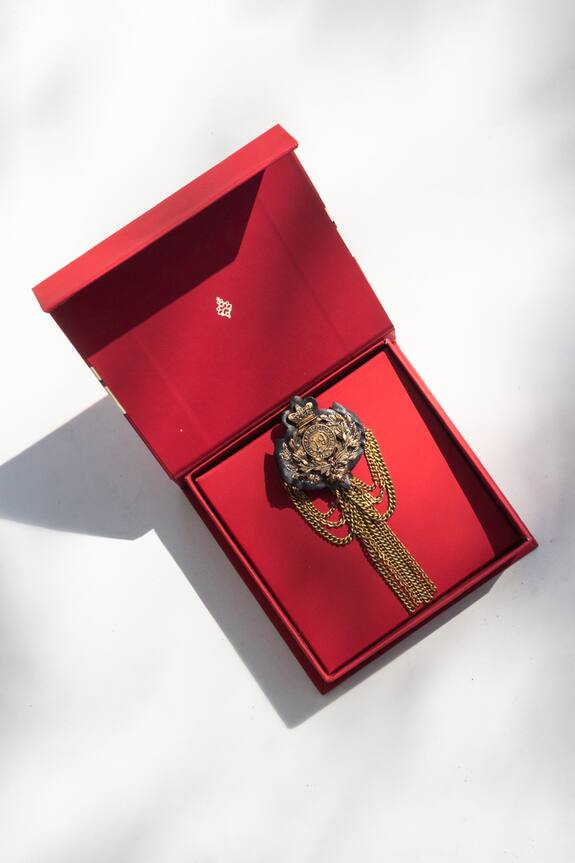 S&N by Shantnu Nikhil Handcrafted Crested Merit Brooch
