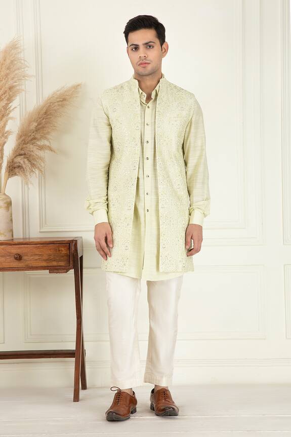 Priyanka Jain Thread Embroidered Bundi Kurta Set