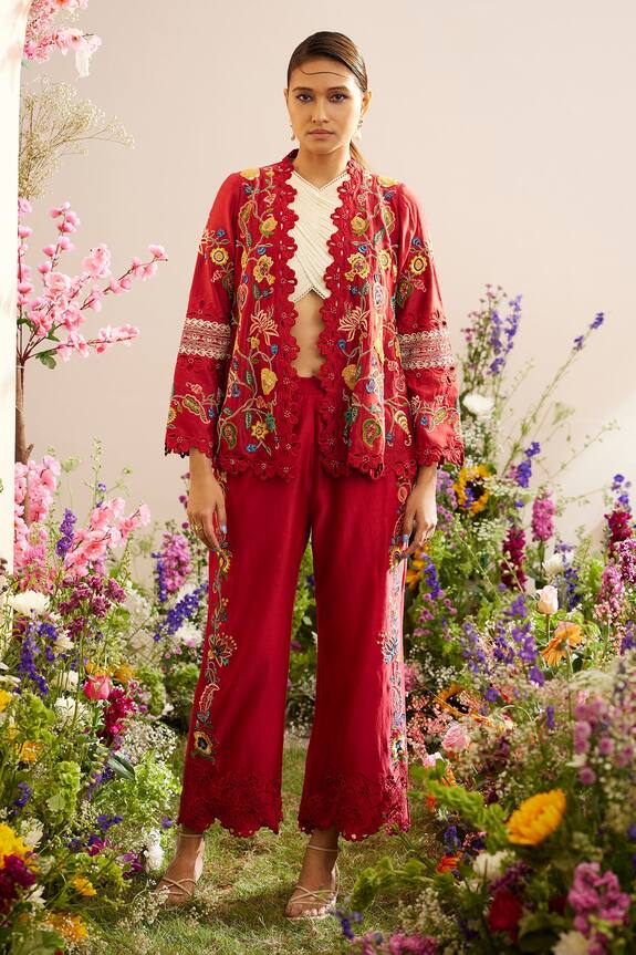 Chandrima Floral Thread Embroidered Jacket